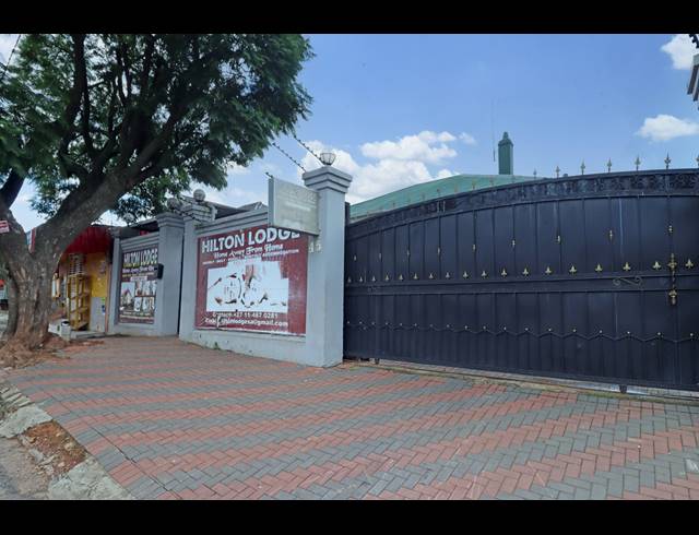 10 BEDROOM HOUSE FOR SALE IN BELLEVUE